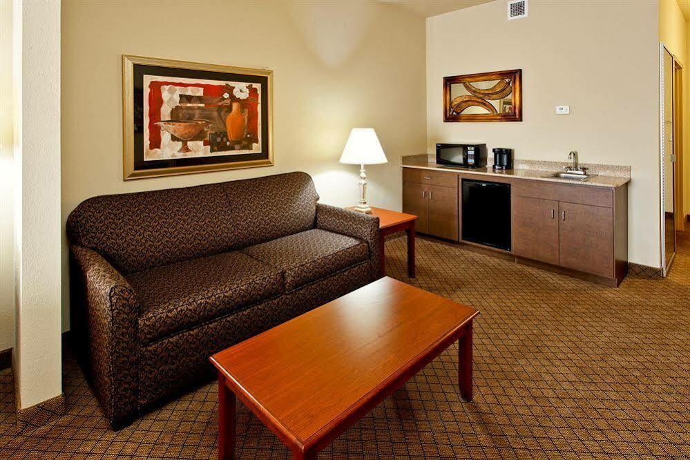 Holiday Inn Express & Suites Morristown By Ihg Exterior foto